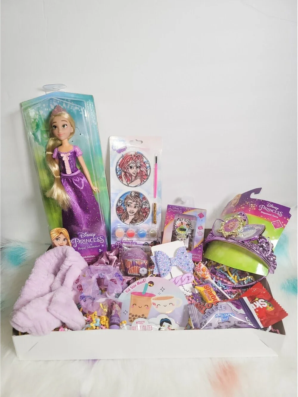 Disney Princess Girls Gift Box with Rapunzel Doll gift box